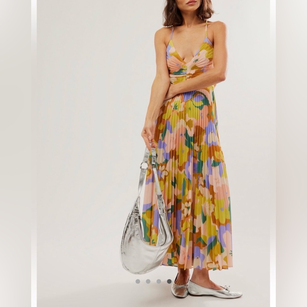 NWT | ASTR | Blythe Midi Pleated Dress | Rust Lime | S